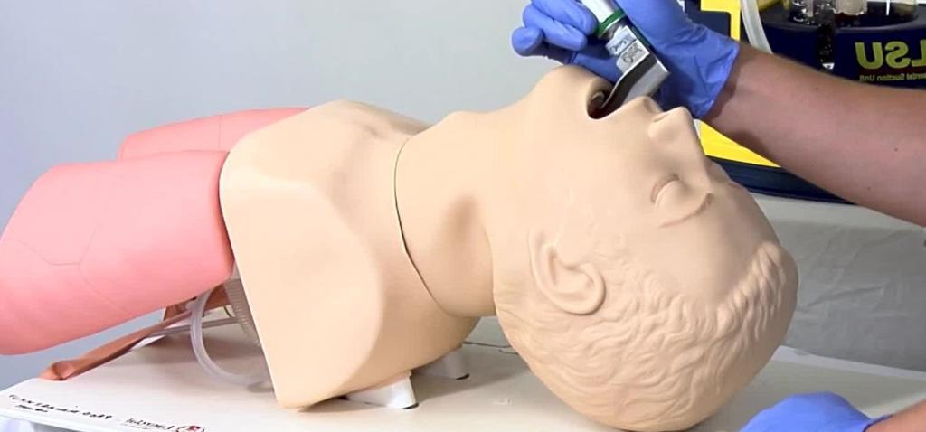 Suport Vital Avançat (SVA) Tallers de reanimació cardiopulmonar i ús del desfibril·lador