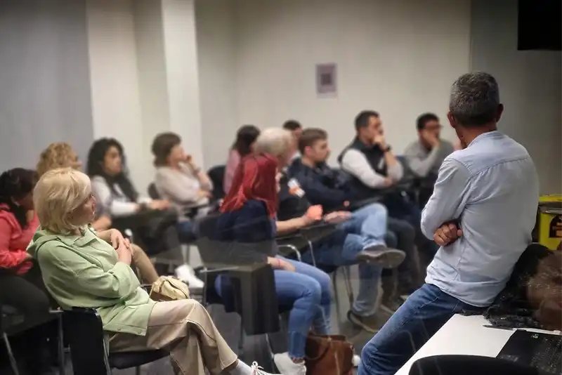 Suport Vital Bàsic amb DEA (SVB+DEA)