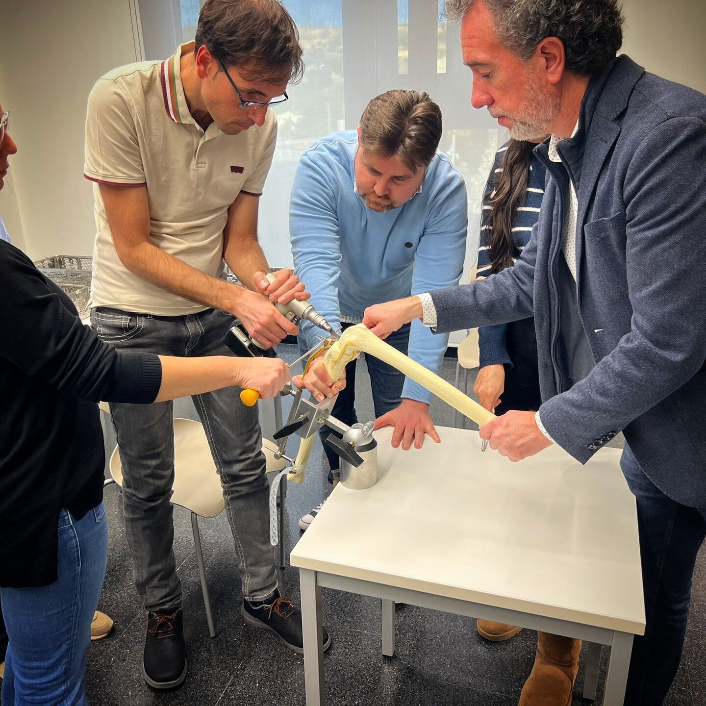 Instrumentació en I’Artroplastia Unicompartimental de Genoll Oxford